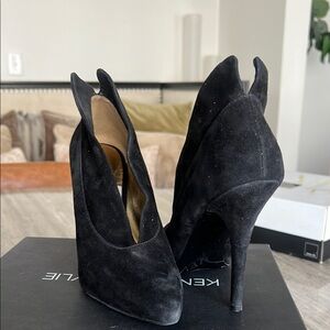 Nine West Black High Heeled Suede Heels